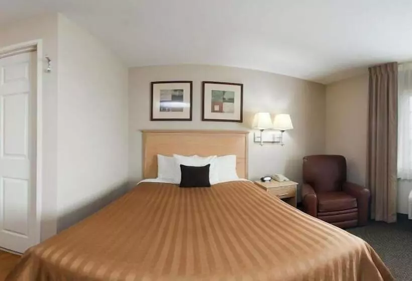 身障者適用スイートルーム, Candlewood Suites Milwaukee Brown Deer By Ihg