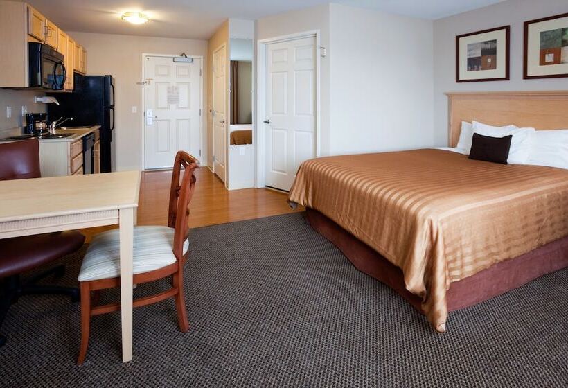جناح لذوى الاحتياجات الخاصة, Candlewood Suites Milwaukee Brown Deer By Ihg