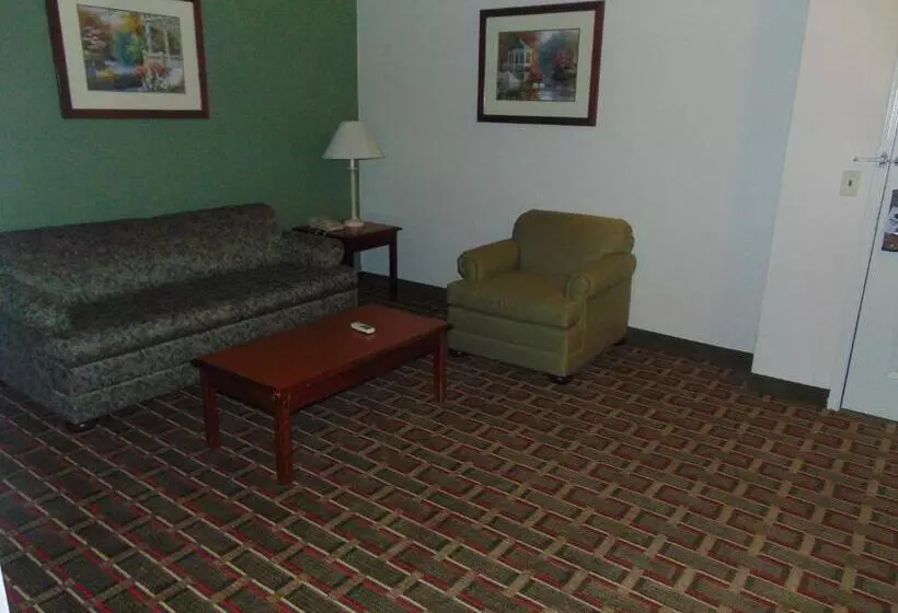 キングサイズベッドのスイートルーム, Days Inn By Wyndham Pentwater
