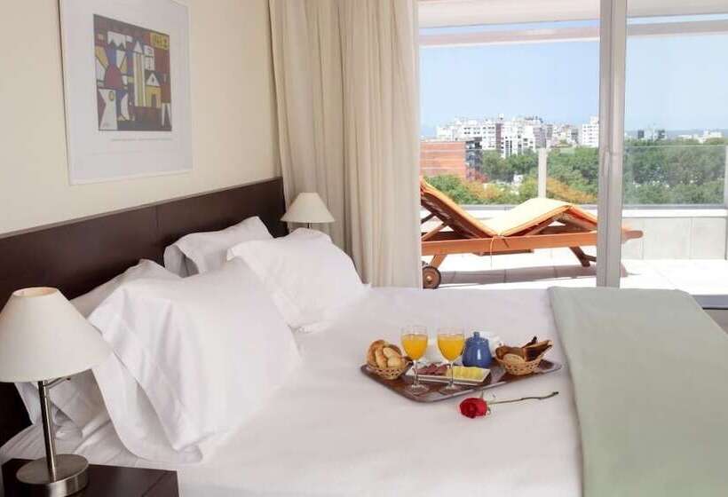 高级大房间, Intercity Montevideo