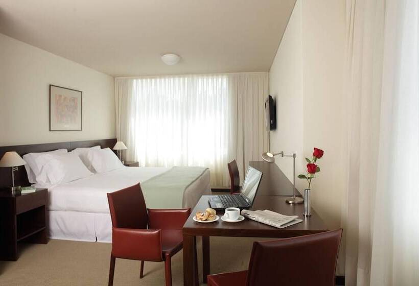 高级大房间, Intercity Montevideo