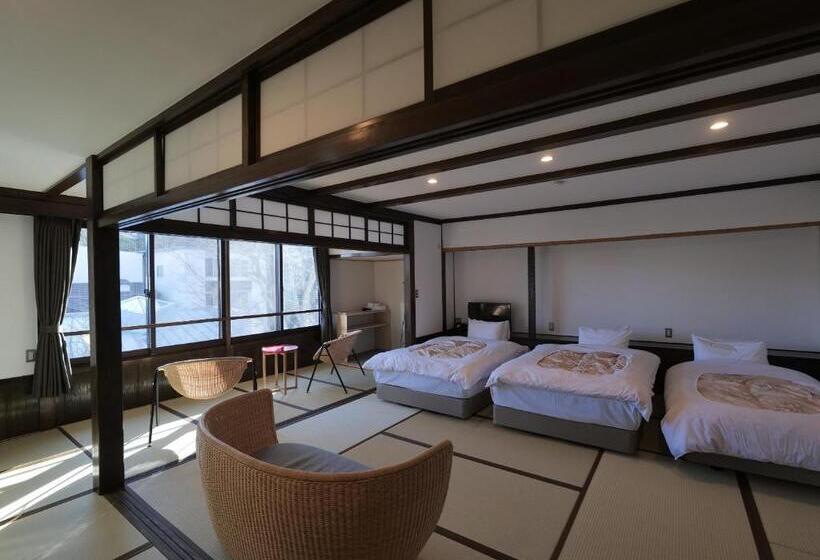اتاق استاندارد سه نفره, Kusatsu Onsen Kusatsu Hotel1913