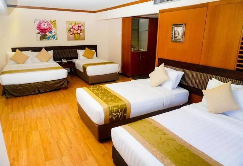 Perhehuone, Kemena Hotel Bintulu