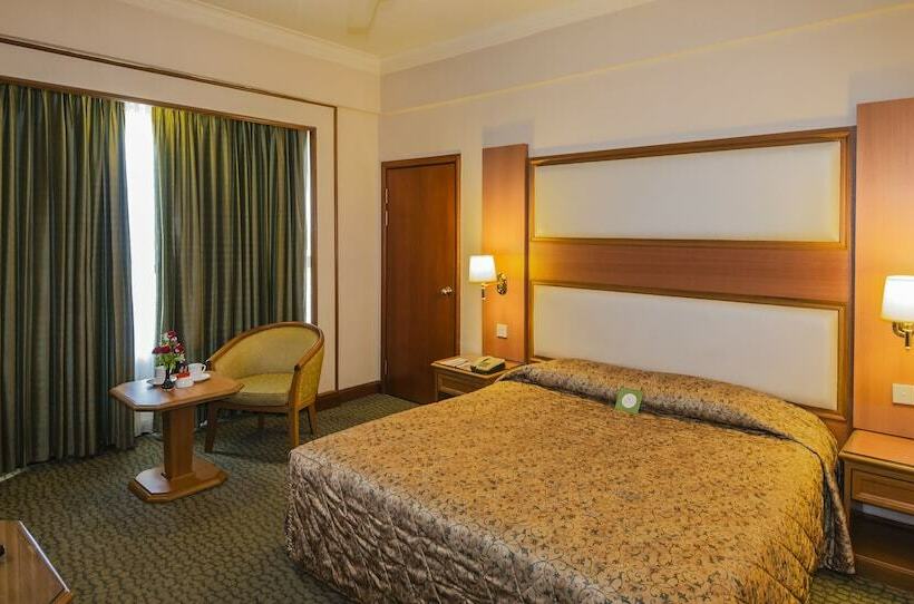 חדר סופריור, Pearl View