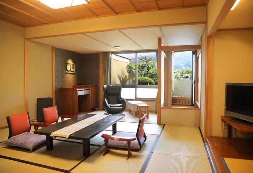 Номер Superior, Yumoto Konpira Onsen Hananoyu Kobaitei