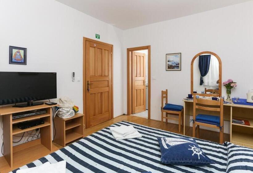 标准房带园景, K Apartments