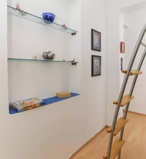 海の見える2ベッドルームアパートメント, K Apartments