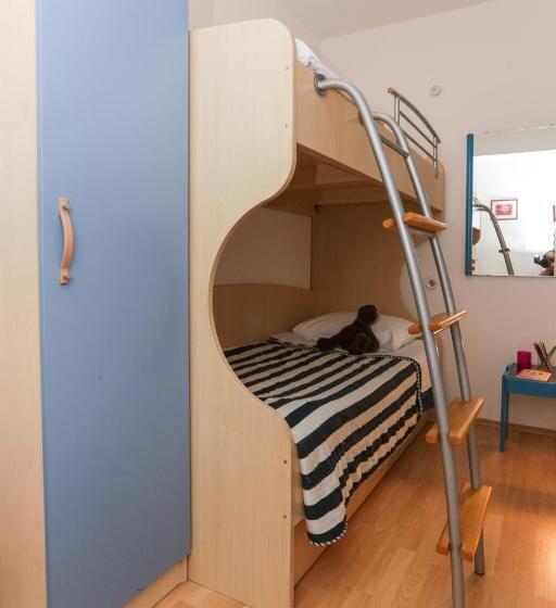 带2个卧室带海景的公寓, K Apartments