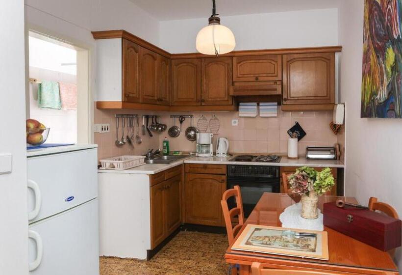 آپارتمان 2 خوابه با چشم‌انداز دریا, K Apartments