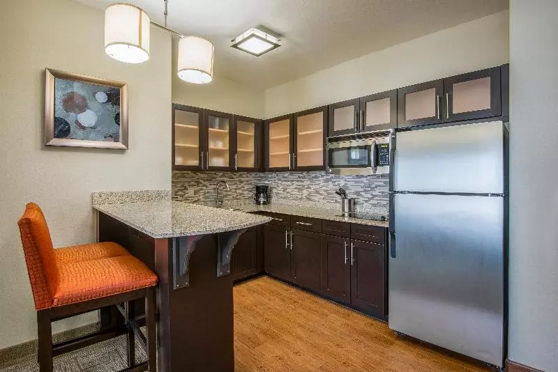 キングサイズベッドのスイートルーム, Staybridge Suites Amarillo Western Crossing, An Ihg