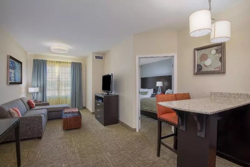 キングサイズベッドのスイートルーム, Staybridge Suites Amarillo Western Crossing, An Ihg