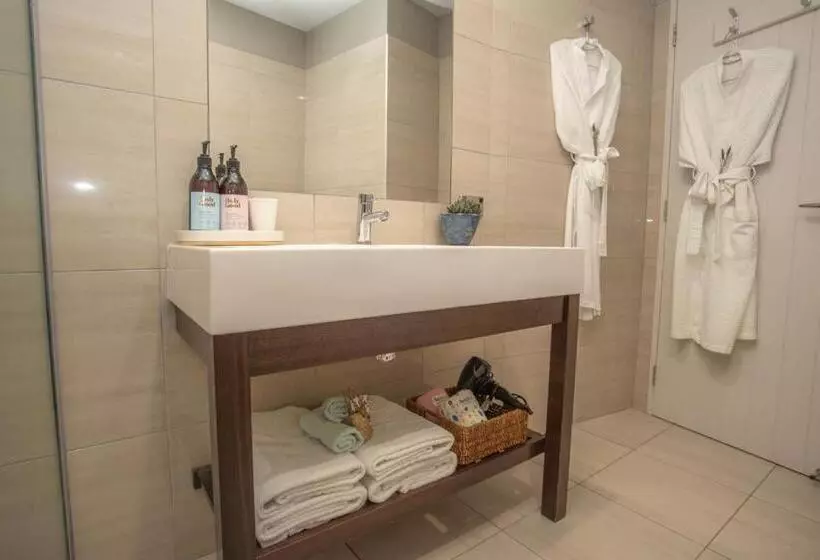 ４ベッドルームハウス, Dunluce Boutique B&b