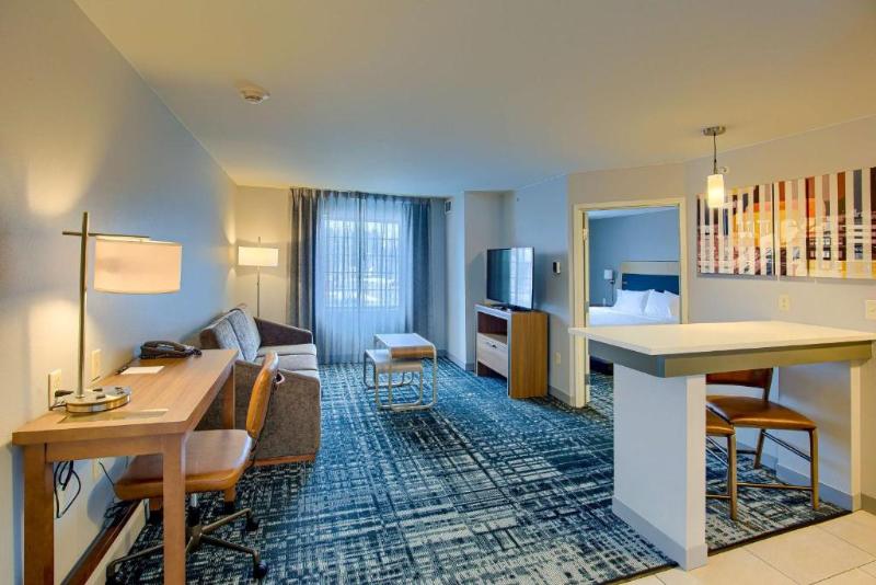 스탠다드 스튜디오 킹침대, Homewood Suites By Hilton South Bend Notre Dame Area