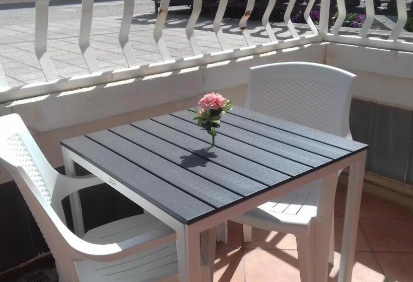 Estúdio Estandar com Sacada, La Casa Di Elisa