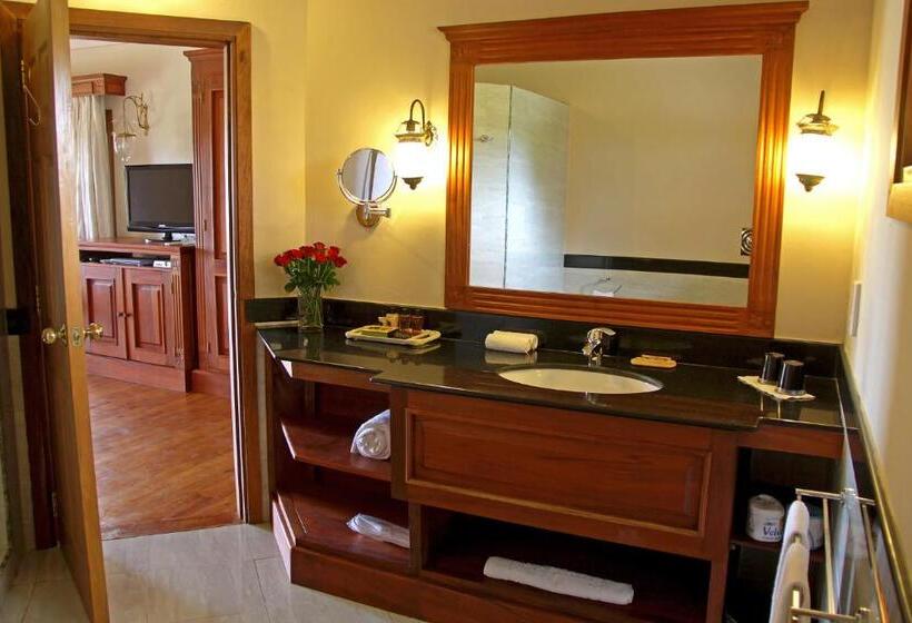اتاق استاندارد, Ocean Beach Resort & Spa
