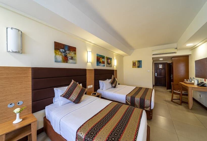 اتاق کلاب, Prideinn Hotel Mombasa City
