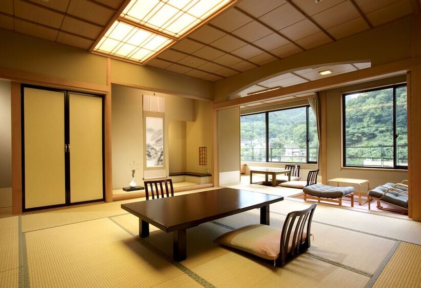 غرفة ديلوكس, Tachibanaya