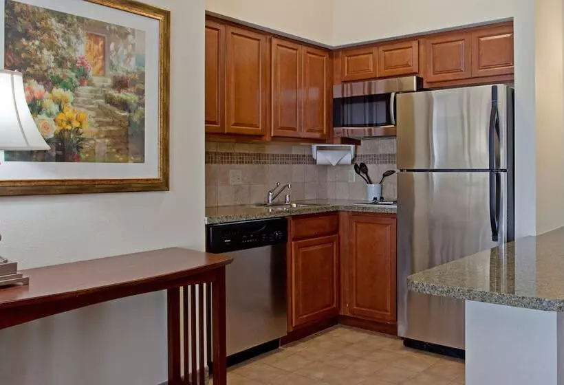 استودیوی استاندارد, Staybridge Suites Palmdale, An Ihg