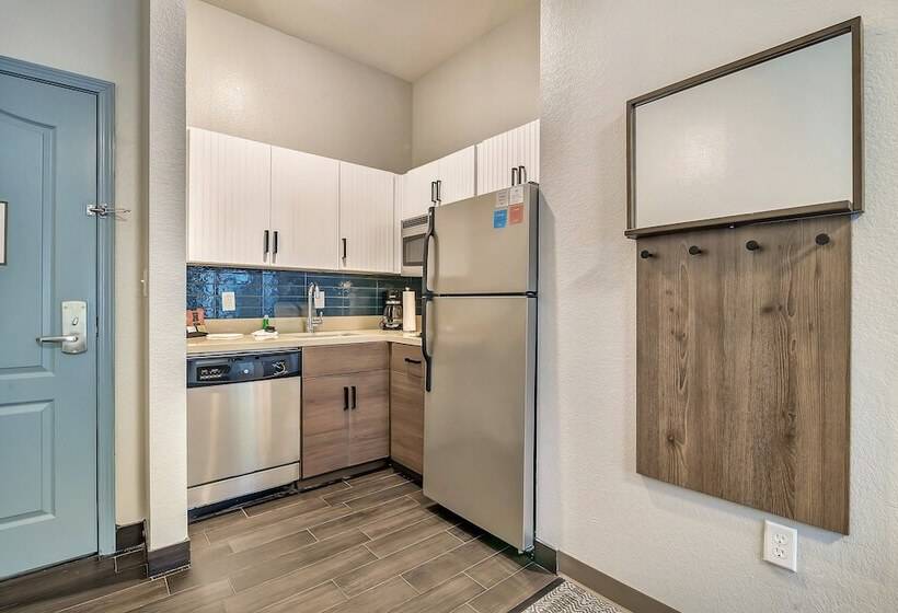 Suite, Staybridge Suites Tyler University Area, An Ihg