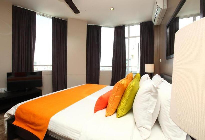 اتاق سوپریور, The Beehive