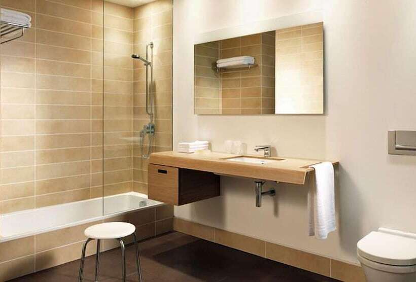 اتاق استاندارد, The Headquarters Inn