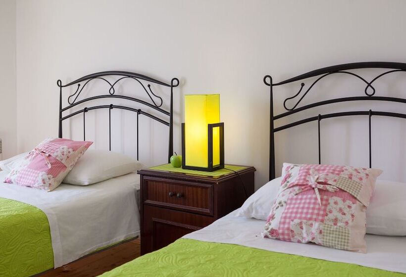 ３ベッドルームアパートメント, In The Palace