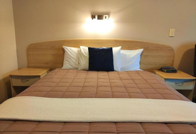 스탠다드 스튜디오, Braemar Motor Lodge