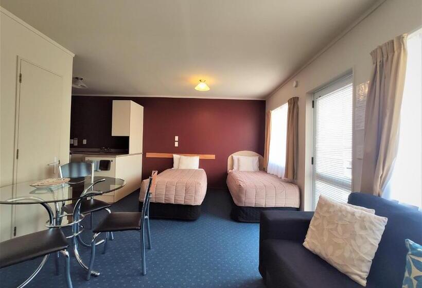 جناح عائلي, Braemar Motor Lodge