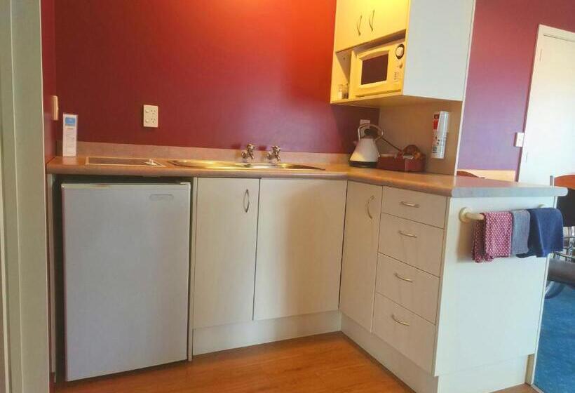 جناح عائلي, Braemar Motor Lodge