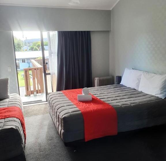 إستوديو قياسى ذو إطلالة, Ohakune Court Motel