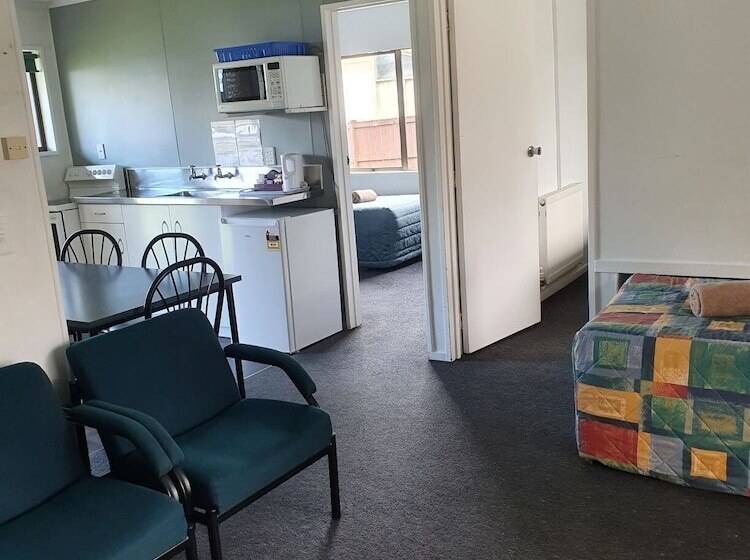 Апартаменты 2 Спальни, Ohakune Court Motel