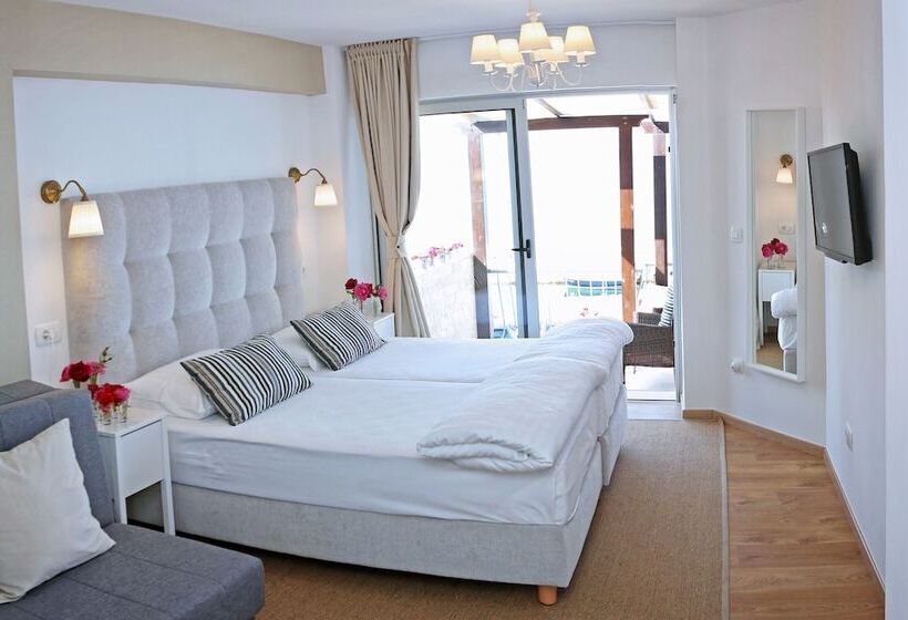 발코니가 있는 바다 전망 수피리어 룸, Delfin