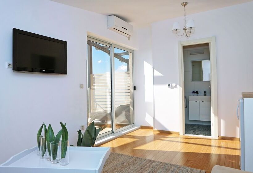 수피리어 스위트 바다 전망, Delfin