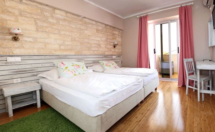 스탠다드 발코니 룸, Delfin