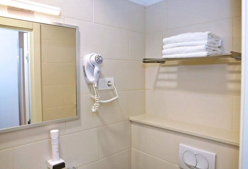 Номер Economy, Delfin