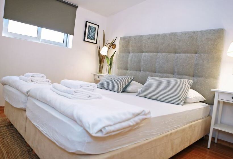 수피리어 스위트 바다 전망, Delfin