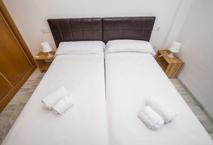 דירת 2 חדרים נוף לים, Resort De Nerja