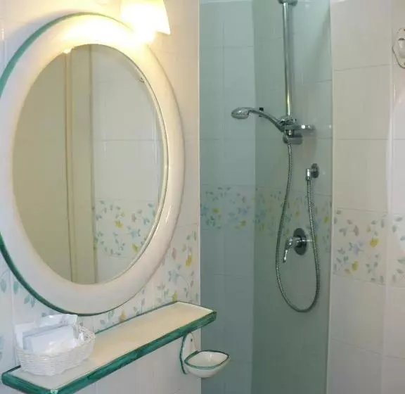 اتاق استاندارد, Savoia