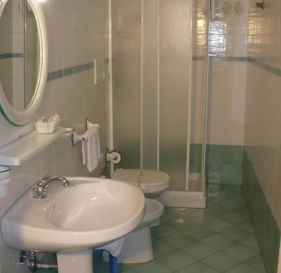 스탠다드 룸, Savoia