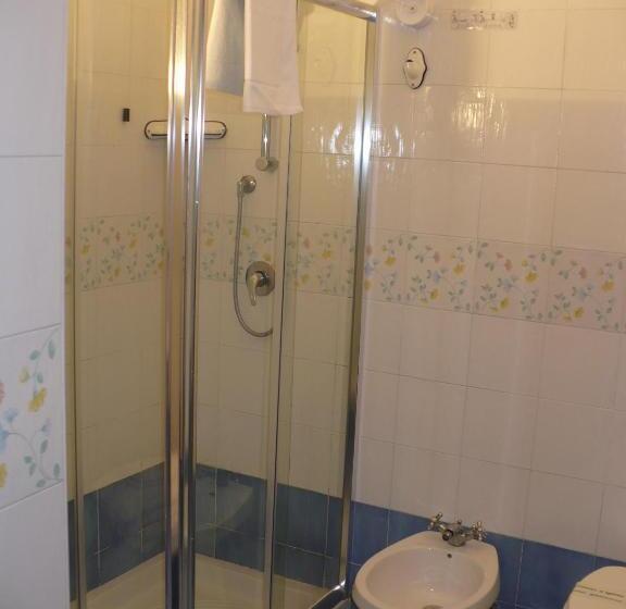 스탠다드 룸, Savoia