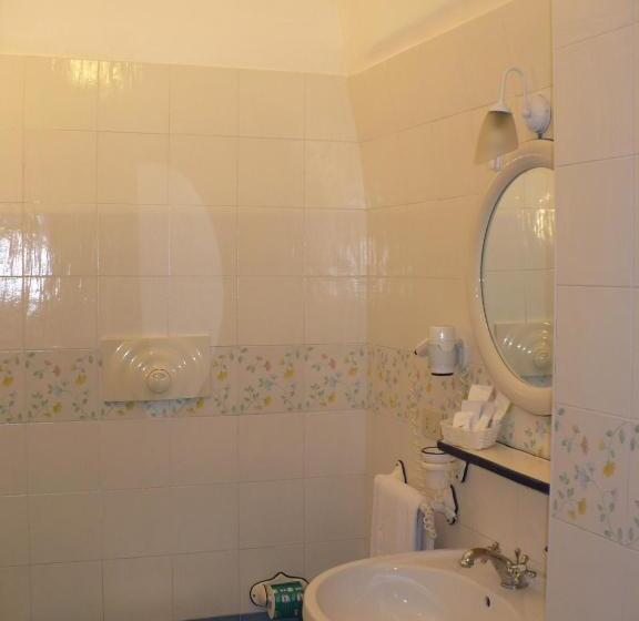 스탠다드 룸, Savoia