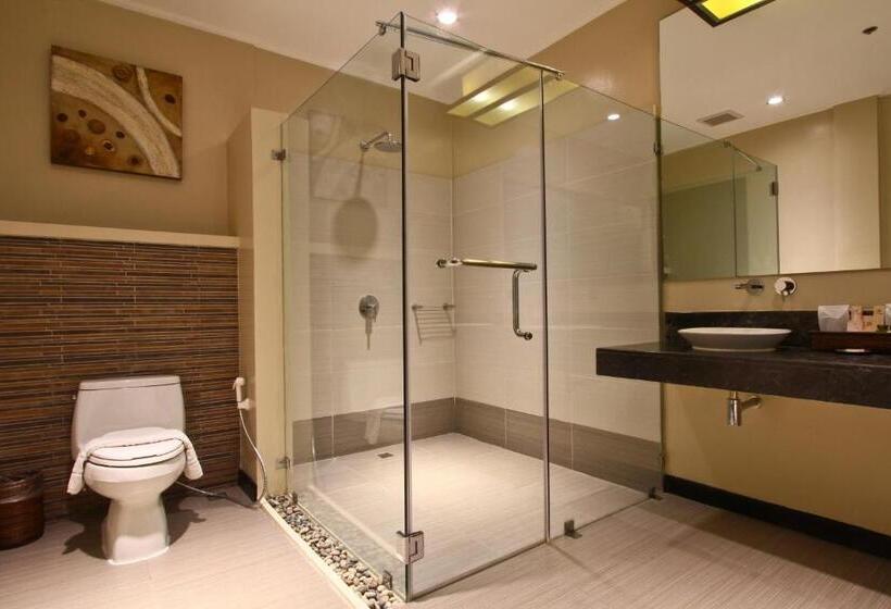 سوییت جونیور, Two Seasons Boracay Resort