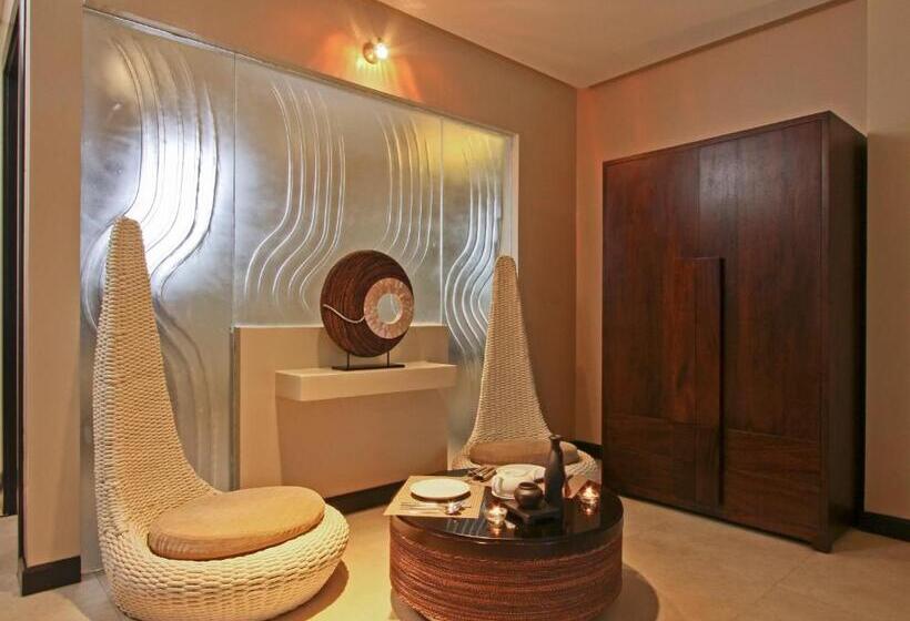 주니어 스위트, Two Seasons Boracay Resort