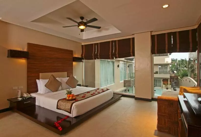 سوییت جونیور, Two Seasons Boracay Resort