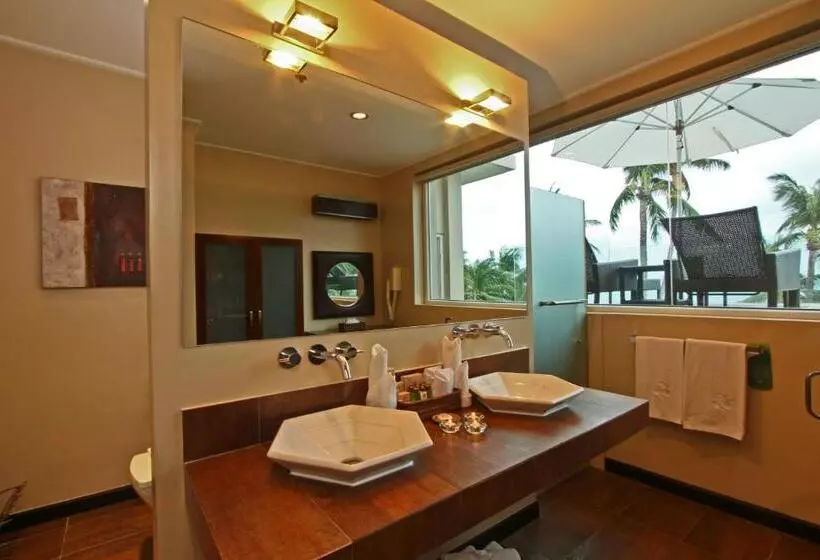 سوییت, Two Seasons Boracay Resort