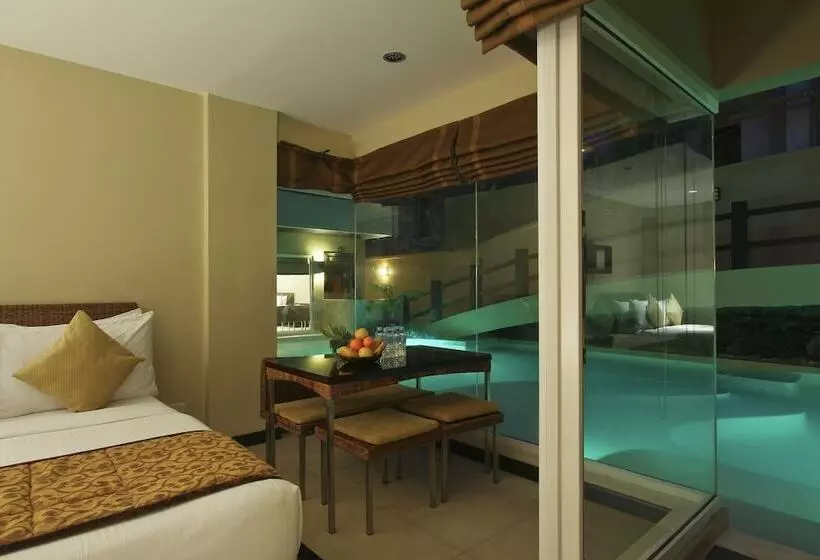 سوییت خانوادگی, Two Seasons Boracay Resort