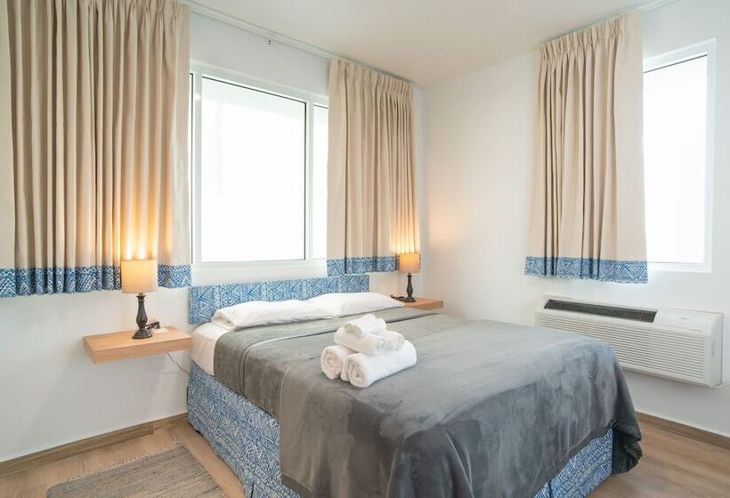 سوییت, Casa Condado Hotel & Residences