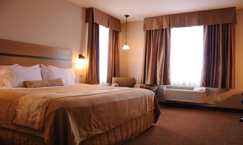 غرفة قياسية سرير كينج, Best Western Plus Chateau Inn Sylvan Lake
