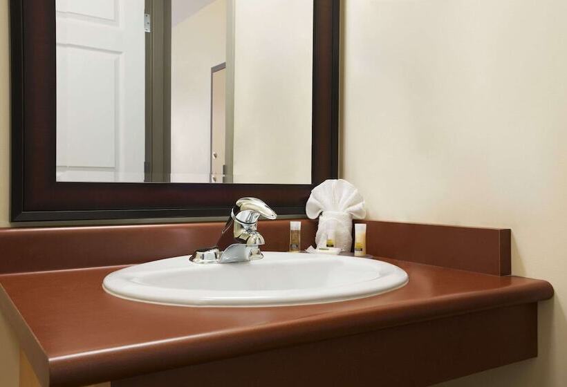 标准间, Days Inn By Wyndham Dawson Creek