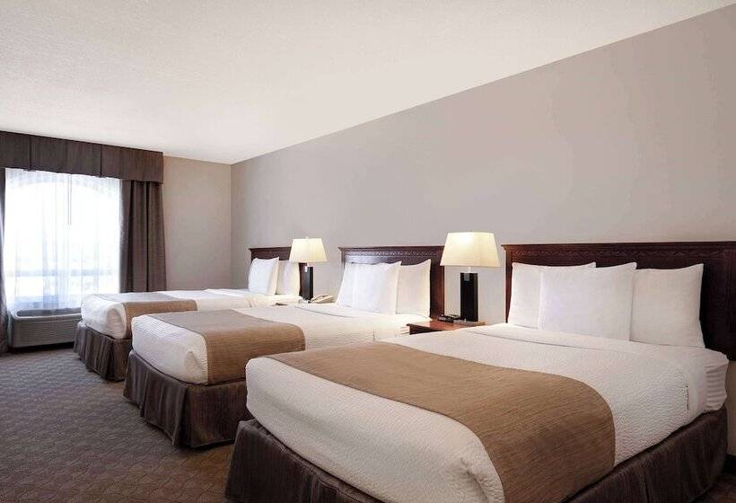 Номер Стандарт, Days Inn By Wyndham Dawson Creek